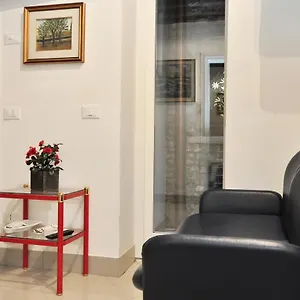 https://cozy-apartment-near-rialto-bridge-stmark-square.hotelslidodijesolo.com