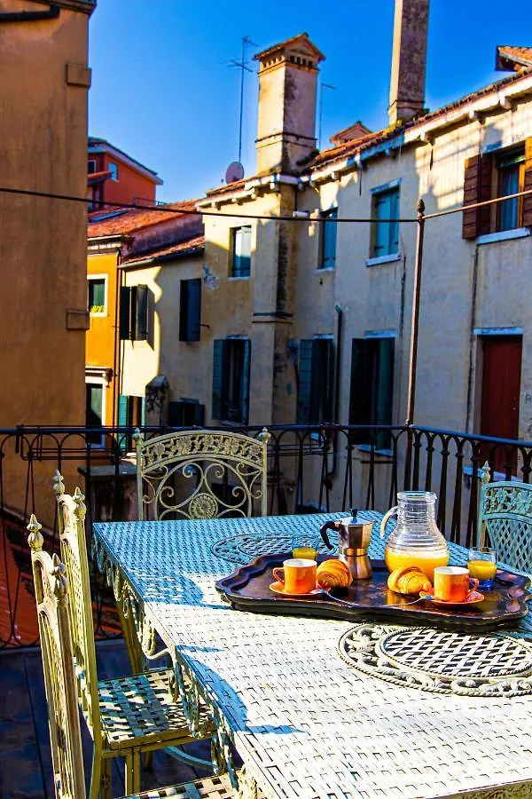 La Terrazza Di San Marco - Luxury Apartment contacts